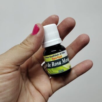 Frasco de Óleo de Rosa Mosqueta 10ml para tratamento de cicatrizes.